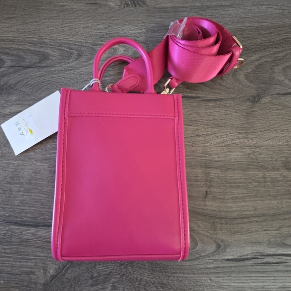 a new day Handbags - Pink Mini Boxy Tote Handbag NWT
